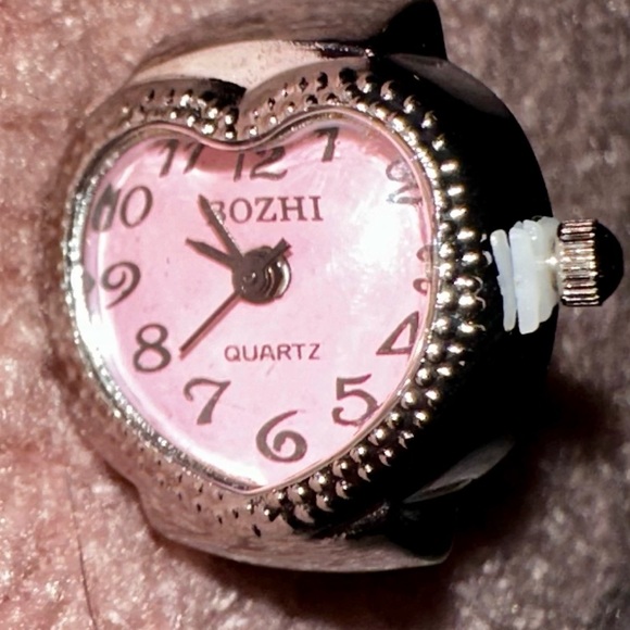 Bags wallets and more vintage luxury designer. Live sale.  Like to be notified - Picture 7 of 17